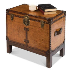 Abilene Leather Box with Stand