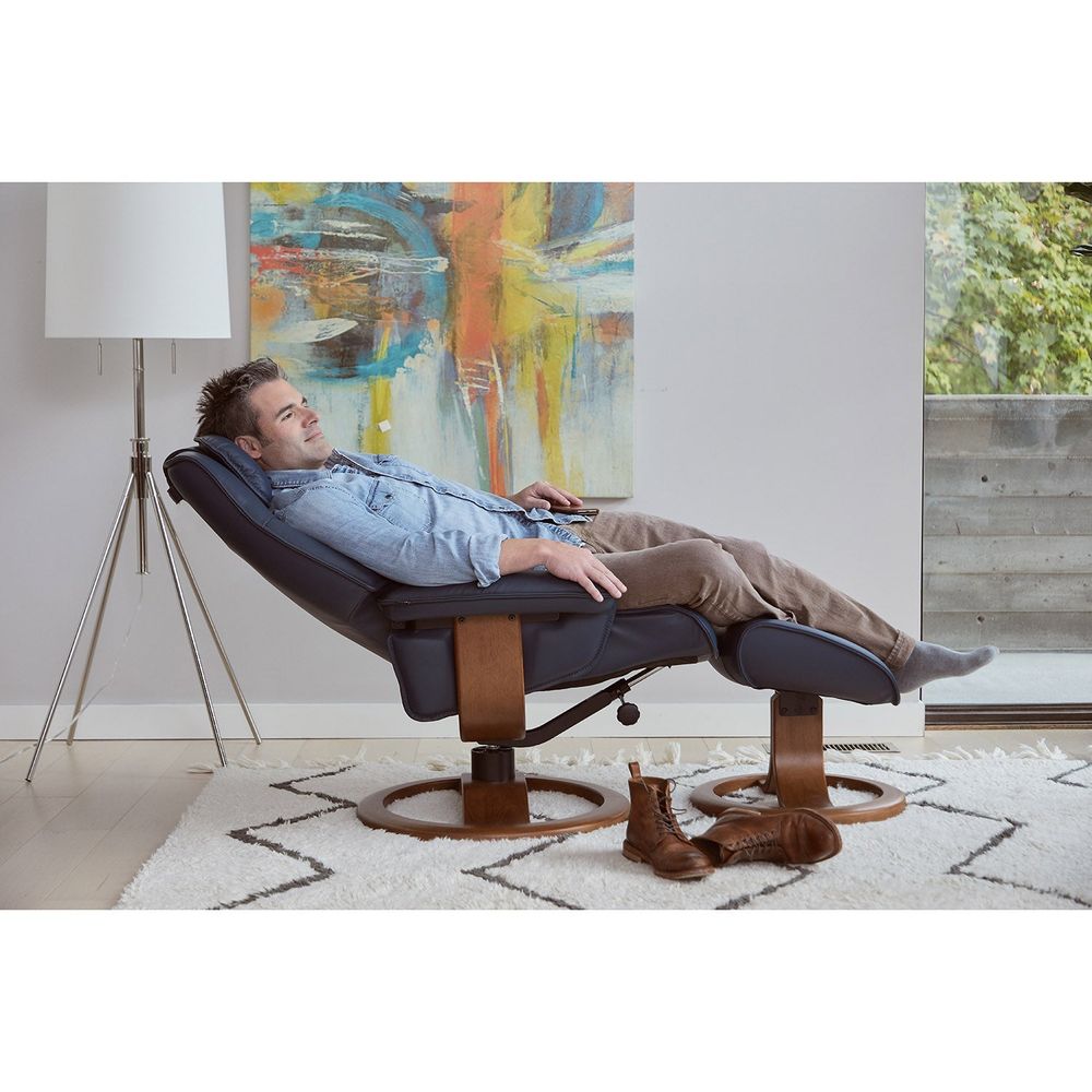 Admiral R Chair With Footstool
