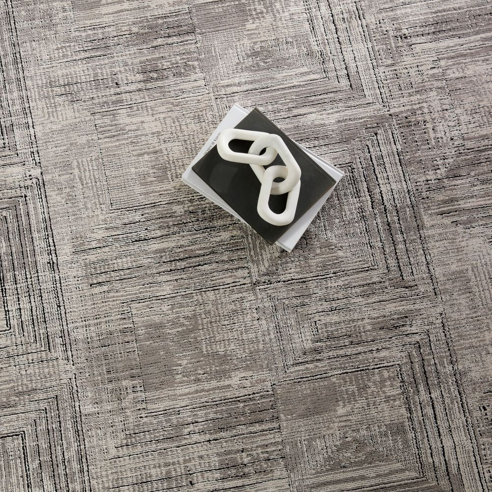 Aether Geometric Gray/ Cream Runner Rug (2'8"X8')