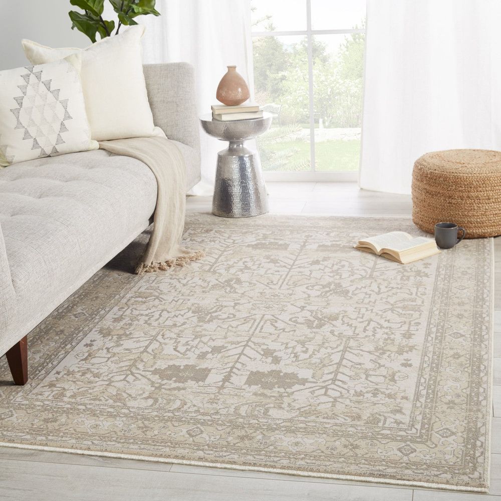 Aeneas Oriental Cream/ Light Gray Runner Rug (2'6"X12')